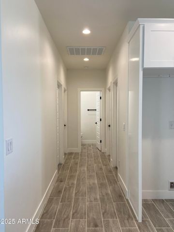 20905 W DALE Lane, Wittmann, AZ 85361