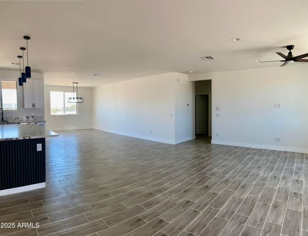 20905 W DALE Lane, Wittmann, AZ 85361