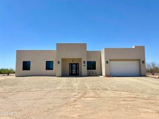 20905 W DALE Lane, Wittmann, AZ 85361
