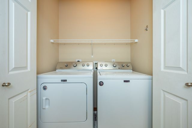 8601 Westown Parkway 18211, West Des Moines, IA 50266