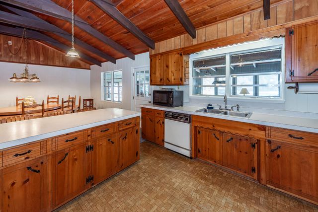 138 Pineridge Road, Eutawville, SC 29048