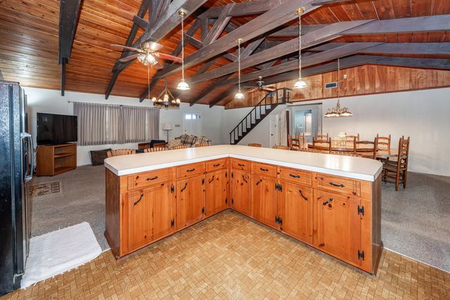 138 Pineridge Road, Eutawville, SC 29048