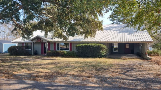 138 Pineridge Road, Eutawville, SC 29048
