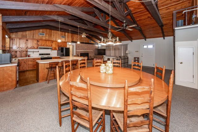 138 Pineridge Road, Eutawville, SC 29048