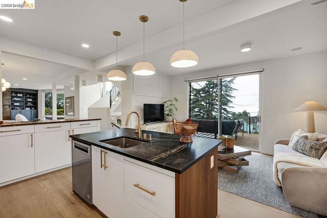 935 Grizzly Peak Blvd, Berkeley, CA 94708