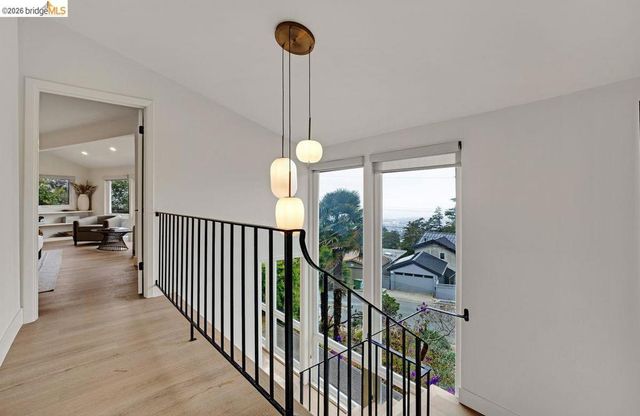 935 Grizzly Peak Blvd, Berkeley, CA 94708
