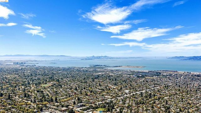 935 Grizzly Peak Blvd, Berkeley, CA 94708