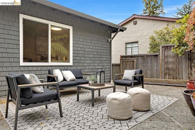 935 Grizzly Peak Blvd, Berkeley, CA 94708