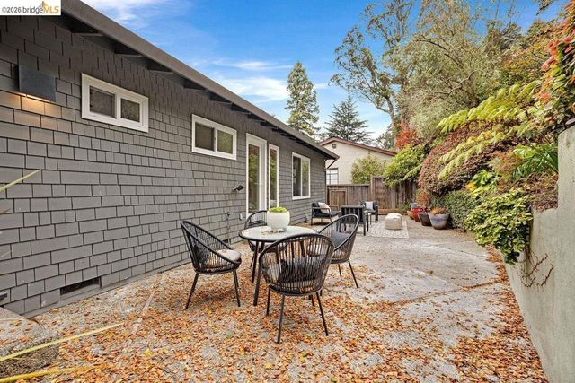 935 Grizzly Peak Blvd, Berkeley, CA 94708