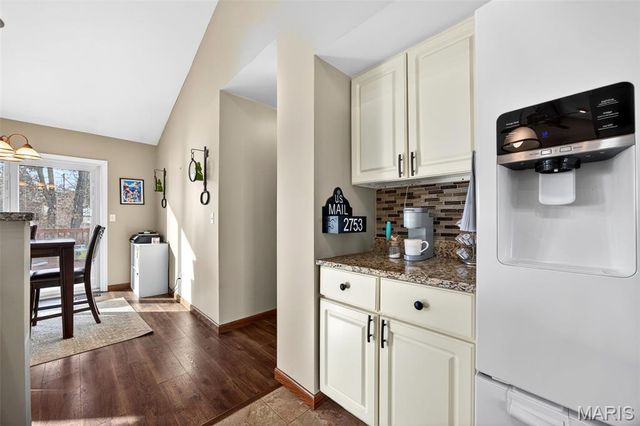 2753 Red Cedar Parc Drive, O'fallon, MO 63368