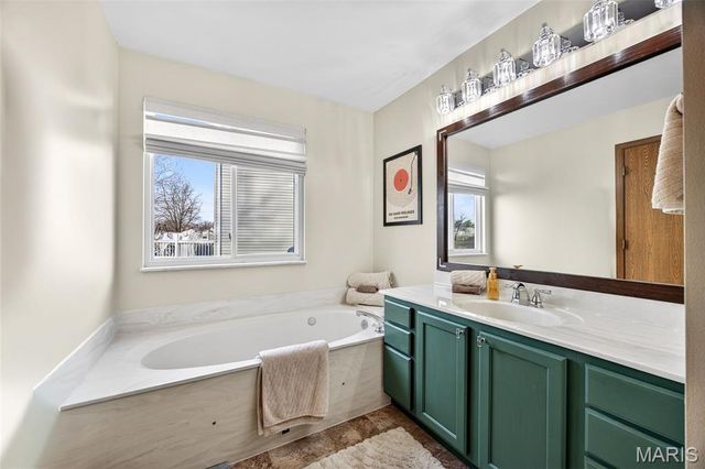 2753 Red Cedar Parc Drive, O'fallon, MO 63368