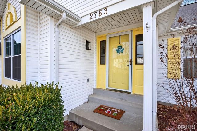 2753 Red Cedar Parc Drive, O'fallon, MO 63368