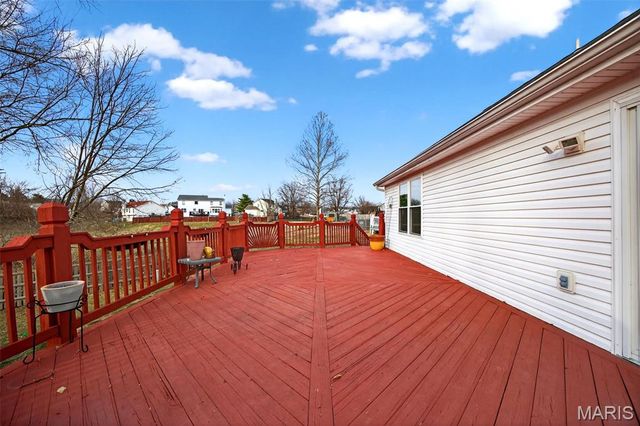 2753 Red Cedar Parc Drive, O'fallon, MO 63368