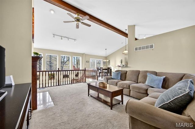 2753 Red Cedar Parc Drive, O'fallon, MO 63368