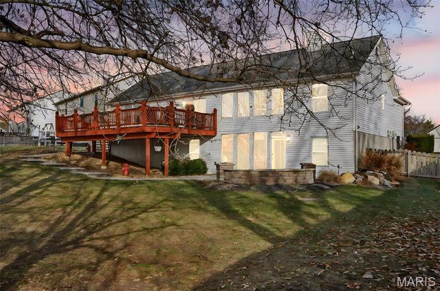 2753 Red Cedar Parc Drive, O'fallon, MO 63368