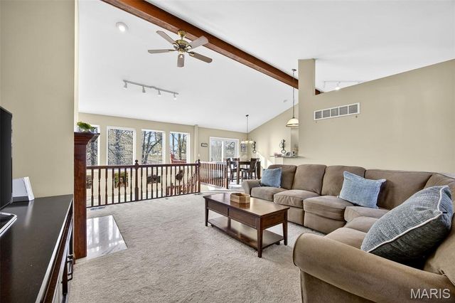 2753 Red Cedar Parc Drive, O'fallon, MO 63368
