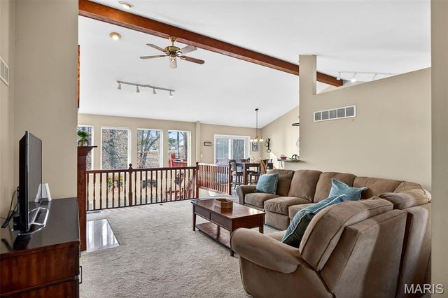 2753 Red Cedar Parc Drive, O'fallon, MO 63368