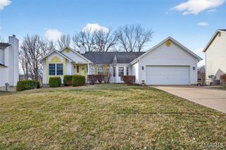 2753 Red Cedar Parc Drive, O'fallon, MO 63368
