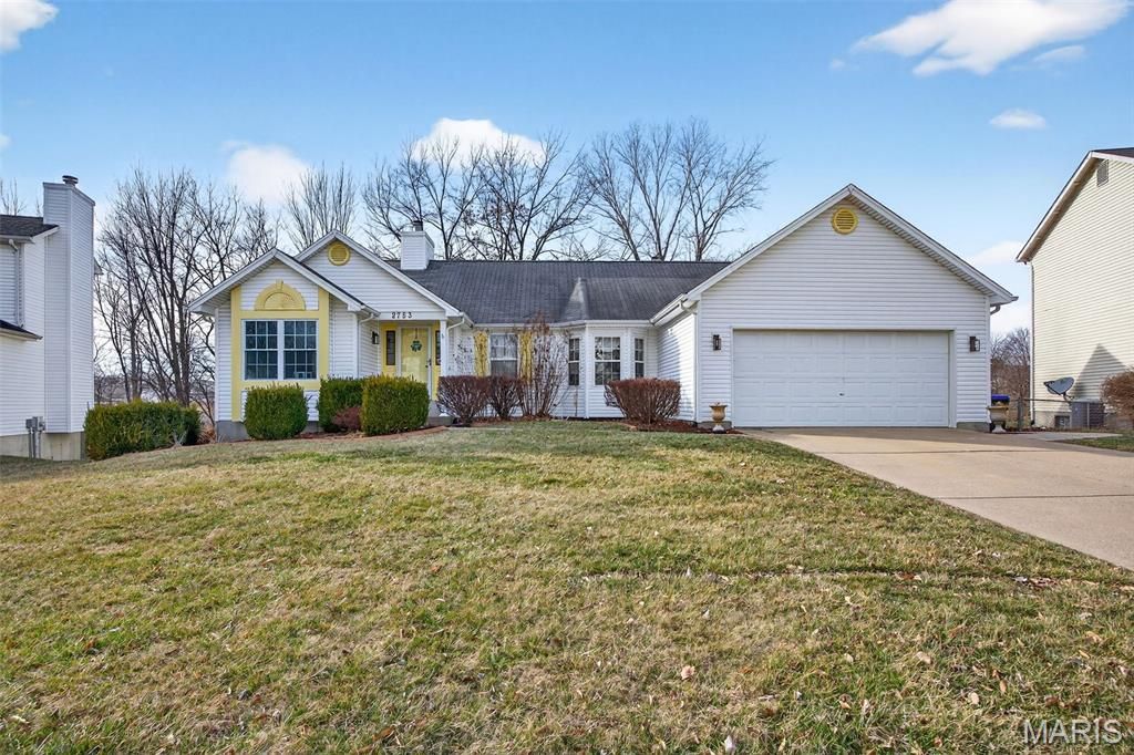 2753 Red Cedar Parc Drive, O'fallon, MO 63368
