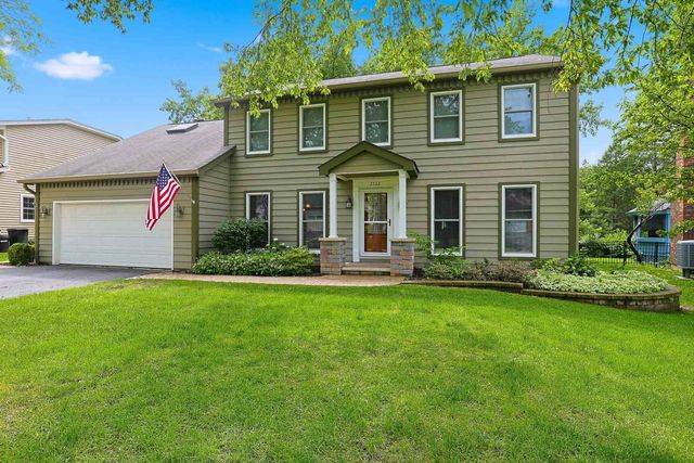 2528 Sun Valley Road, Lisle, IL 60532