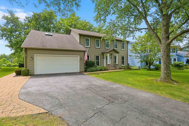 2528 Sun Valley Road, Lisle, IL 60532