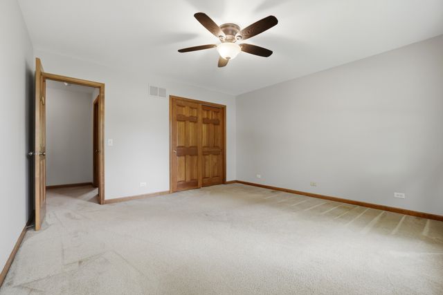 2528 Sun Valley Road, Lisle, IL 60532