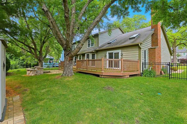 2528 Sun Valley Road, Lisle, IL 60532