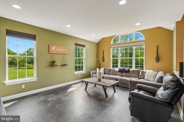 70 ALEXANDREA CIR, Harleysville, PA 19438