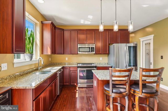 70 ALEXANDREA CIR, Harleysville, PA 19438