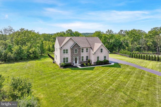 70 ALEXANDREA CIR, Harleysville, PA 19438