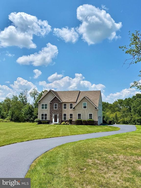 70 ALEXANDREA CIR, Harleysville, PA 19438