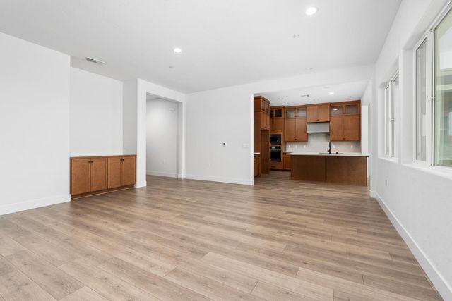 8226 Iron Creek Drive, Friant, CA 93626