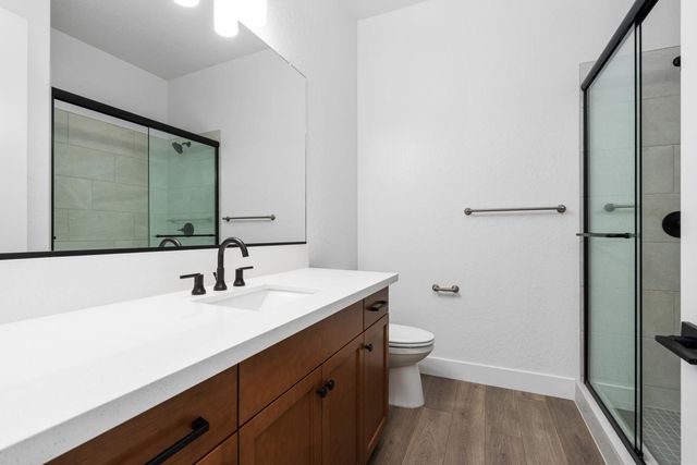 8226 Iron Creek Drive, Friant, CA 93626