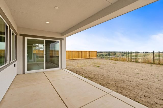 8226 Iron Creek Drive, Friant, CA 93626