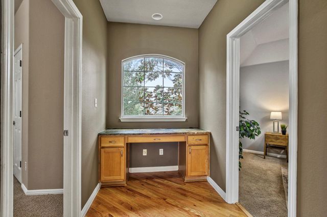 915 Mesquite Hollow PL, Round Rock, TX 78665