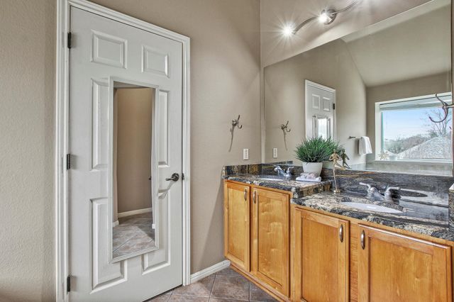 915 Mesquite Hollow PL, Round Rock, TX 78665