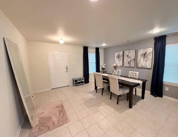 4215 Oakview Creek Lane, Houston, TX 77048
