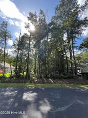 15 Oakbark Court, Calabash, NC 28467