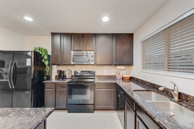 2120 Blakehill Drive, Forney, TX 75126