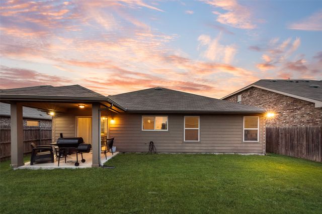 2120 Blakehill Drive, Forney, TX 75126