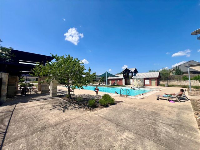 367 Dusky Thrush DR, Kyle, TX 78640