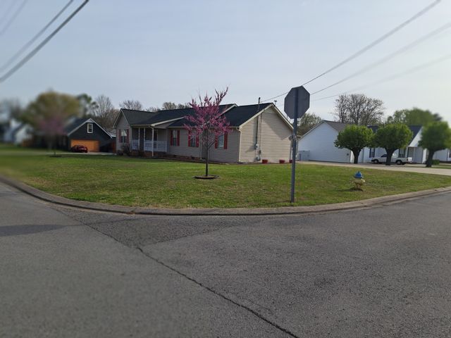 2615 Riverstone Dr, Murfreesboro, TN 37128