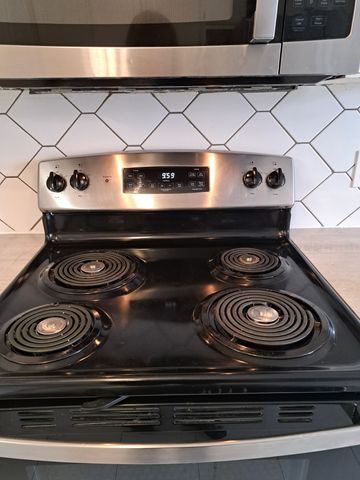 2615 Riverstone Dr, Murfreesboro, TN 37128