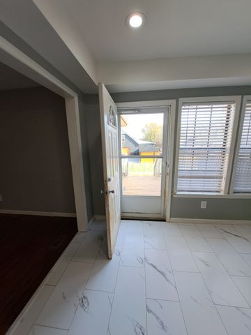 2615 Riverstone Dr, Murfreesboro, TN 37128