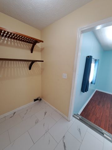 2615 Riverstone Dr, Murfreesboro, TN 37128