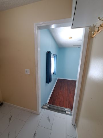 2615 Riverstone Dr, Murfreesboro, TN 37128