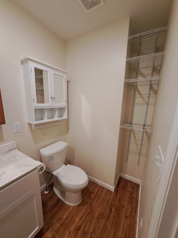 2615 Riverstone Dr, Murfreesboro, TN 37128