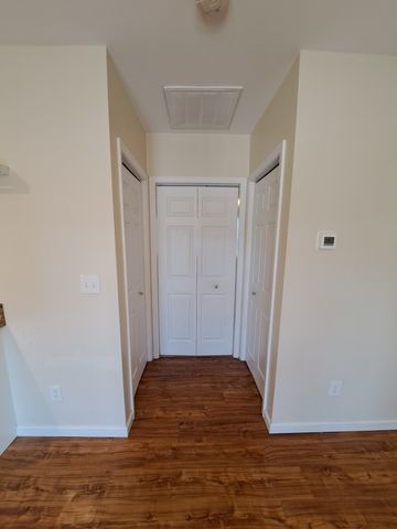 2615 Riverstone Dr, Murfreesboro, TN 37128