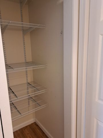 2615 Riverstone Dr, Murfreesboro, TN 37128