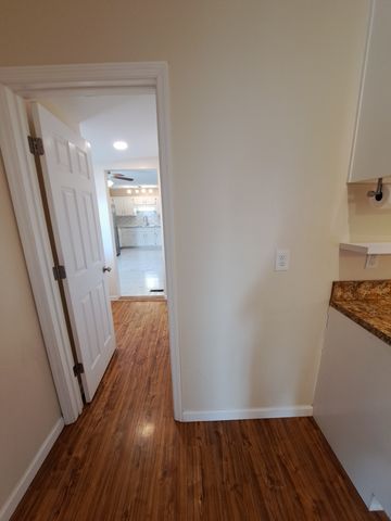 2615 Riverstone Dr, Murfreesboro, TN 37128